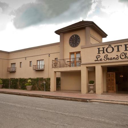 Le Grand Chateau Hotel Parys Dış mekan fotoğraf