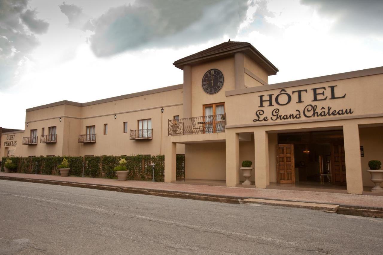 Le Grand Chateau Hotel Parys Dış mekan fotoğraf