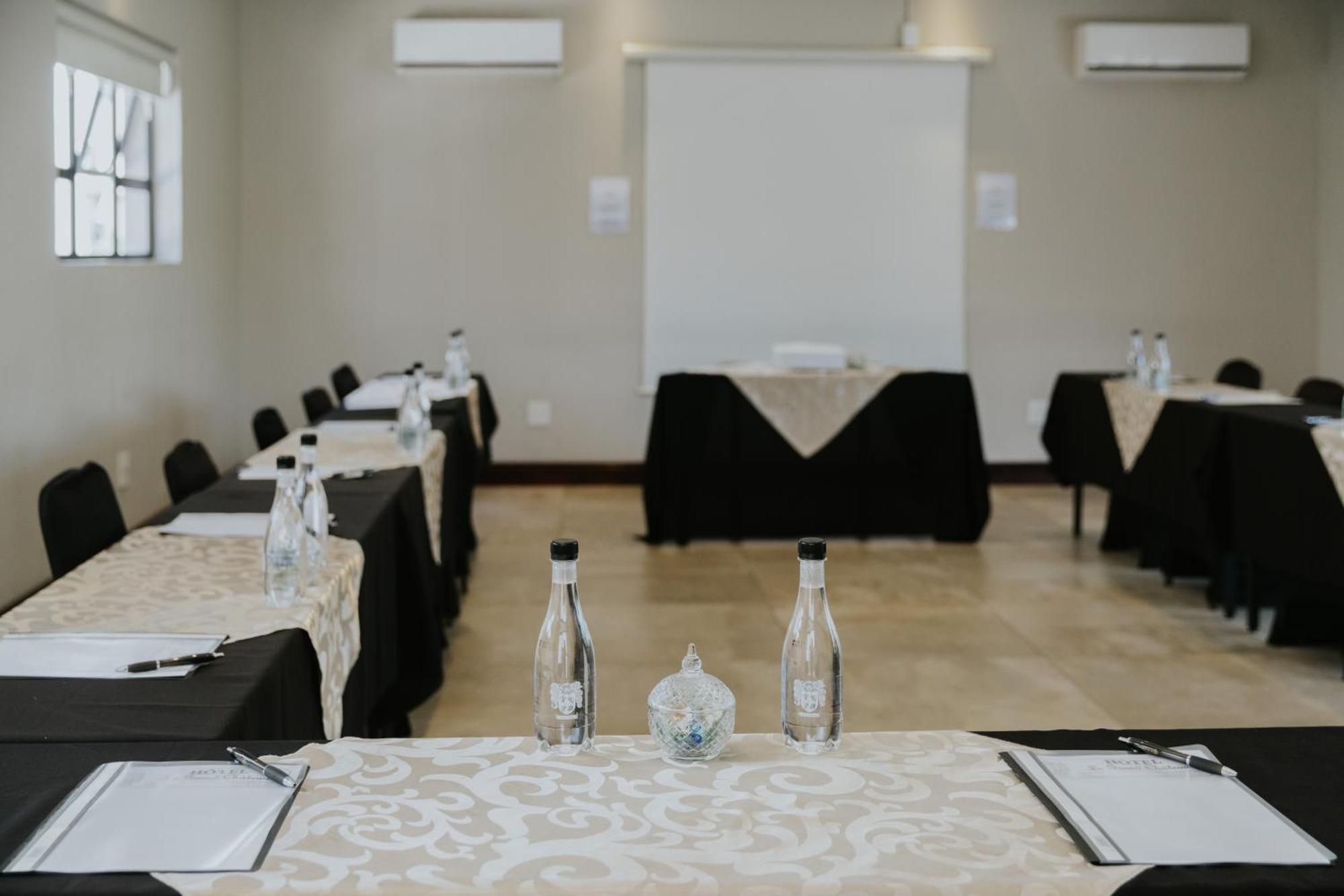 Le Grand Chateau Hotel Parys Dış mekan fotoğraf